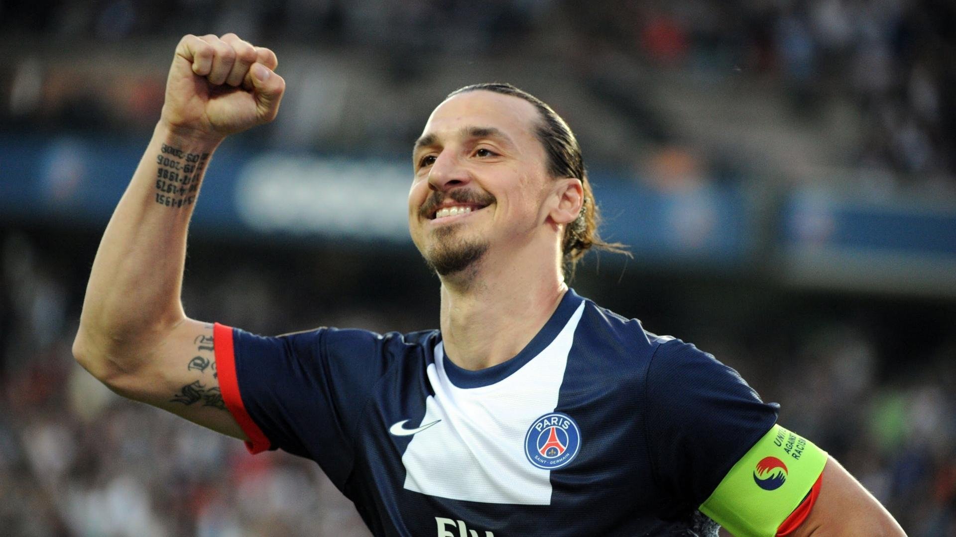 Leyu Sport下载-“马丁·高尔西的领袖气质与防守技巧,成就美洲狮队未来”